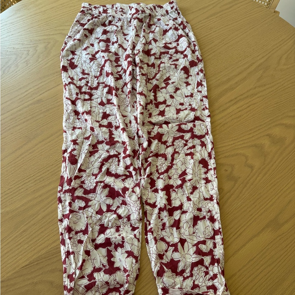 St. Tropez Red and White Floral Joggers pure silk